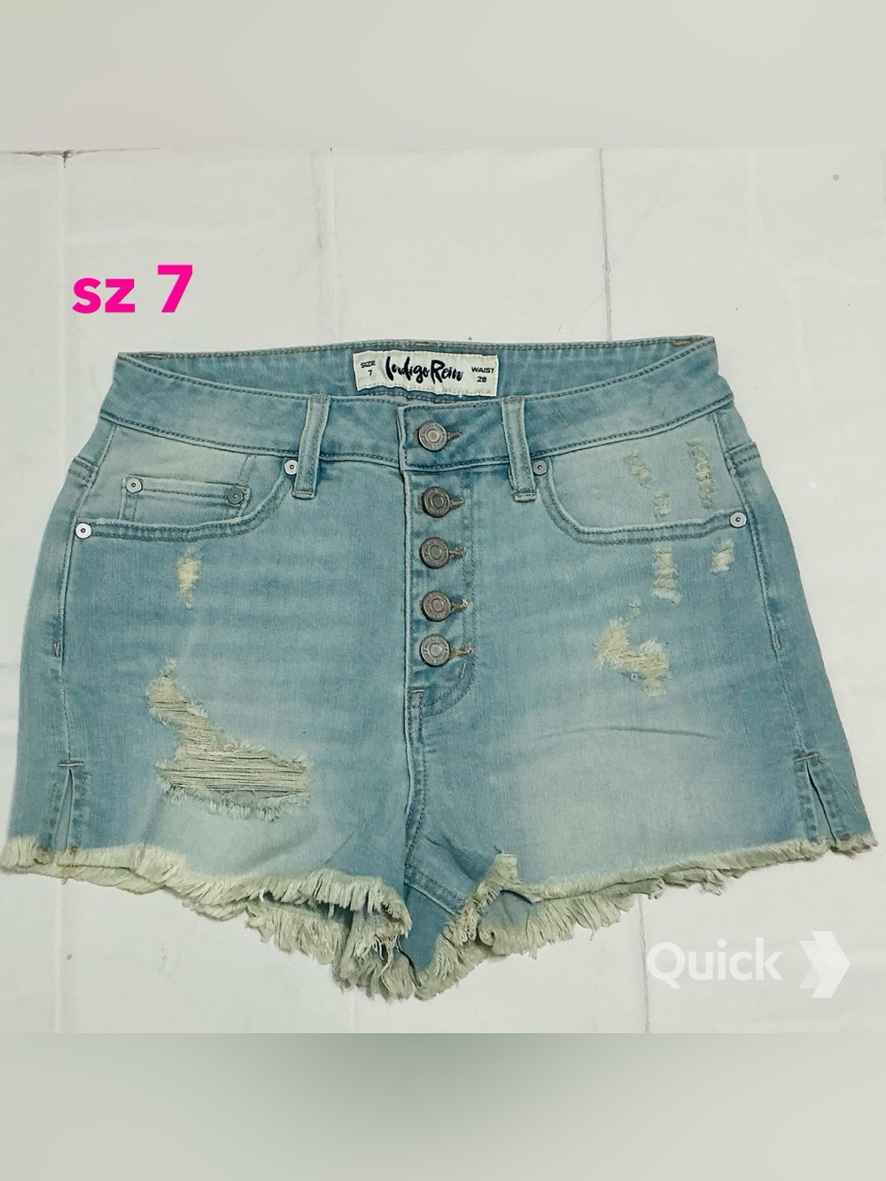 sz 7 - New Indigo Reign Juniors' Cut-Off Denim Shorts